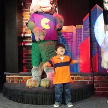 Chuck E. Cheese - Pizza Near Me - Newark, California
