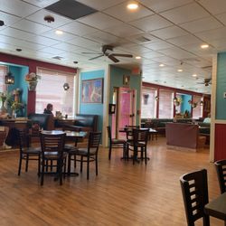 Las Palmeras Mexican Restaurant - Interior