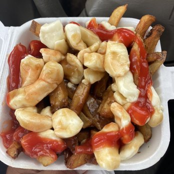 Mammy’s cantine - Poutine - Burgers Near Me - Hollywood, Florida
