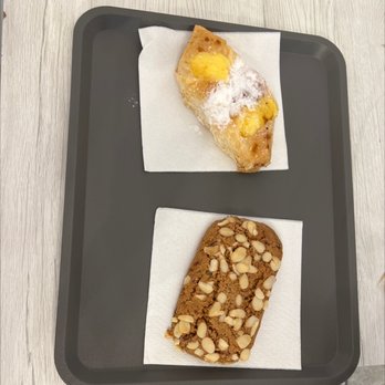 Nessi - Breakfast - Bakeries Near Me - Bergamo, BG