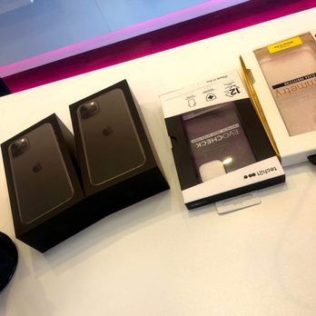 T-Mobile - iPhone and case - Mobile Phones Near Me - Garden Grove, California
