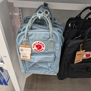 SoftMoc - Backpacks - Shoe Stores Near Me - Winnipeg, Manitoba SoftMoc - Backpacks - Shoe Stores Near Me - Winnipeg, Manitoba