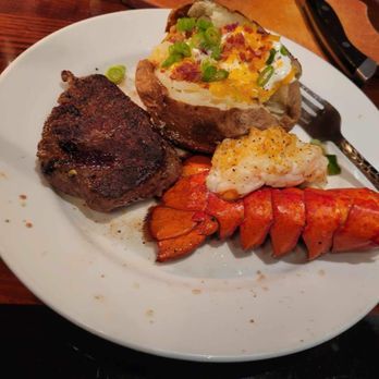 LongHorn Steakhouse - 6oz. Flo's Filet with 4oz. Lobster Tail & Loaded Baked Potato - Steakhouses Near Me - Rosedale, Maryland LongHorn Steakhouse - 6oz. Flo's Filet with 4oz. Lobster Tail & Loaded Baked Potato - Steakhouses Near Me - Rosedale, Maryland