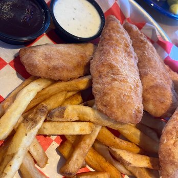 Bubba Gump Shrimp - Chicken Strips & Fries - Seafood Near Me - Monterey, California