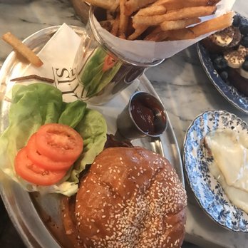 The Allis - Burger - Lounges Near Me - Chicago, Illinois The Allis - Burger - Lounges Near Me - Chicago, Illinois