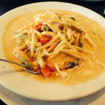 Noodles Etc - Chicken Curry over noodles - Noodles Near Me - Chicago, Illinois