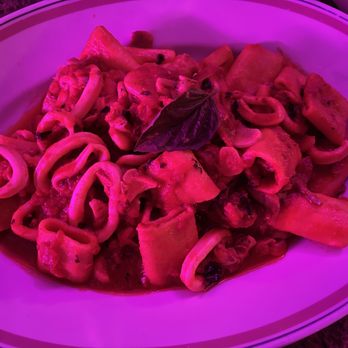 La Veranda Italian Restaurant - Pasta w/ Calamari - Italian Near Me - Pompano Beach, Florida La Veranda Italian Restaurant - Pasta w/ Calamari - Italian Near Me - Pompano Beach, Florida