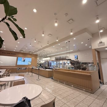 sweetgreen - Healthy Salads, Wraps, and Bowls - Interior - Salad Near Me - Newport Beach, California sweetgreen - Healthy Salads, Wraps, and Bowls - Interior - Salad Near Me - Newport Beach, California