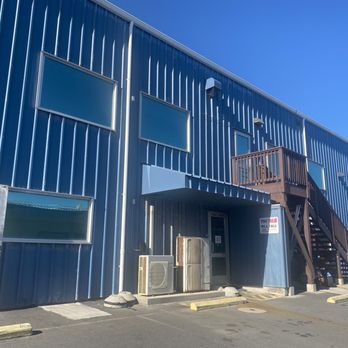 Tri Isle - The warehouse - Movers Near Me - Wailuku, Hawaii Tri Isle - The warehouse - Movers Near Me - Wailuku, Hawaii