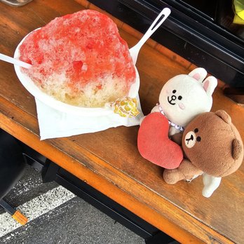Chiller Express - One size shave ice came with a lollipop! Maximum 3 flavors - Food Trucks Near Me - Kaneohe, Hawaii Chiller Express - One size shave ice came with a lollipop! Maximum 3 flavors - Food Trucks Near Me - Kaneohe, Hawaii
