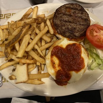 Golden Globe Diner - Pizza Burger Deluxe - American Near Me - Huntington, New York Golden Globe Diner - Pizza Burger Deluxe - American Near Me - Huntington, New York