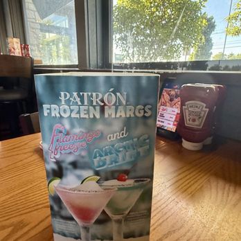 Chili's - Bars Near Me - Liverpool, New York