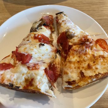 BJ's Restaurant & Brewhouse - BJ's Classic Combo. Where are the pepperoni, sausage and mushrooms? 1/2 off Monday should mean 1/2 off price not toppings. - New American Near Me - Oxnard, California