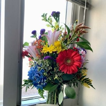 Burge Flower Shop - Florists Near Me - Asheboro, North Carolina