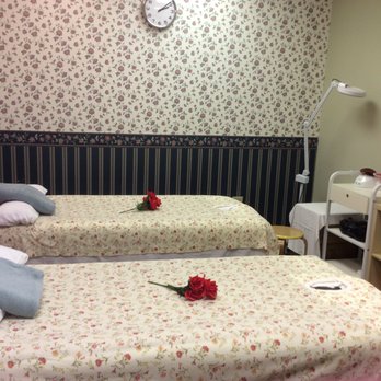 Recharge Spa - Couples Massage Room - Reflexology Near Me - Lansdale, Pennsylvania Recharge Spa - Couples Massage Room - Reflexology Near Me - Lansdale, Pennsylvania