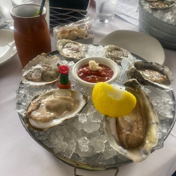 Chart House - Oysters on the Half Shell - Seafood Near Me - Weehawken, New Jersey Chart House - Oysters on the Half Shell - Seafood Near Me - Weehawken, New Jersey