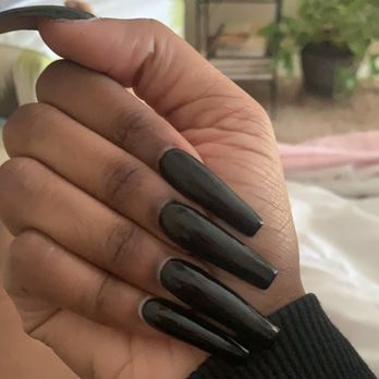 XoXo Nails & Spa - Black polish + fill as you can see on my thumb it's still the old polish underneath - Nail Salons Near Me - Madison, Tennessee XoXo Nails & Spa - Black polish + fill as you can see on my thumb it's still the old polish underneath - Nail Salons Near Me - Madison, Tennessee