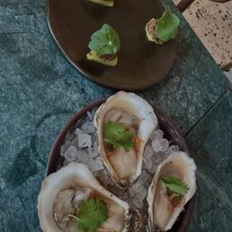 Oysters and Beyond Meat Pineapple Sliders Oysters and Beyond Meat Pineapple Sliders