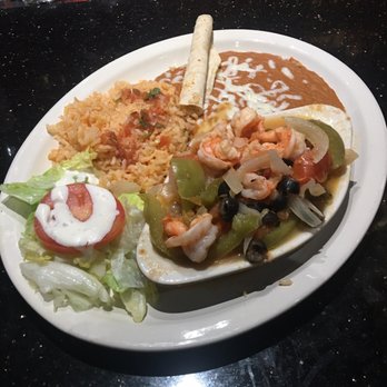 La Fogata Restaurant - Camarones Veracruz - Mexican Near Me - Baldwin Park, California