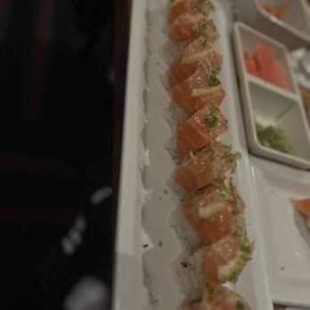 Chiba Restaurant - Lemon roll - Sushi Bars Near Me - North Hollywood, California Chiba Restaurant - Lemon roll - Sushi Bars Near Me - North Hollywood, California