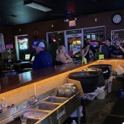 Whiskey River Saloon - Meh
