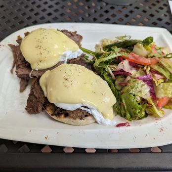 Tava Turkish and Mediterranean - Eggs benedict with lamb gyro - Turkish Near Me - Brooklyn, New York Tava Turkish and Mediterranean - Eggs benedict with lamb gyro - Turkish Near Me - Brooklyn, New York