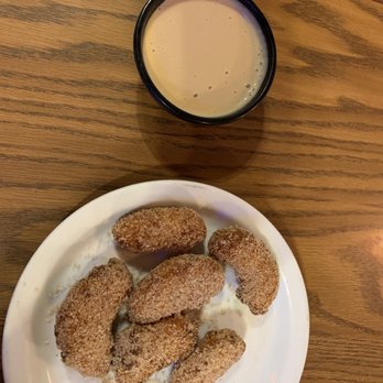 Gecko's at Lake Texoma - 1/2 order of fried peaches with creme sauce - Mexican Near Me - Kingston, Oklahoma
