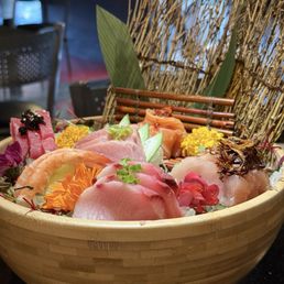 15 Pc. Omakase Sashimi