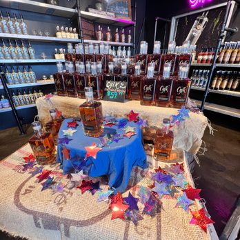 Old Tennessee Distilling - Yep, they even have GIN! - Distilleries Near Me - Kodak, Tennessee Old Tennessee Distilling - Yep, they even have GIN! - Distilleries Near Me - Kodak, Tennessee