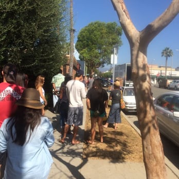 Dunkin' - The famous 2 hour line! - Donuts Near Me - Santa Monica, California