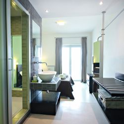 Moai Home
