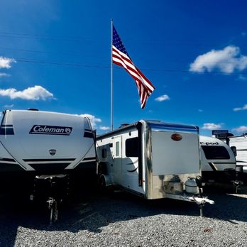 Camping World - Hope Mills - RV Dealers Near Me - Hope Mills, North Carolina