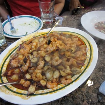 Alegrias Seafood - Chapuzon Del Mar (octopus, oyster, shrimp) - Seafood Near Me - Chicago, Illinois Alegrias Seafood - Chapuzon Del Mar (octopus, oyster, shrimp) - Seafood Near Me - Chicago, Illinois