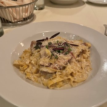 Antonio's - Fettuccine Alfredo - Italian Near Me - Maitland, Florida Antonio's - Fettuccine Alfredo - Italian Near Me - Maitland, Florida