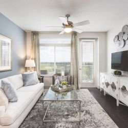 Landon House - Spacious Lake Nona Apartments