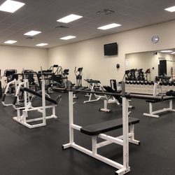 NAUTILUS SPORT & FITNESS CENTER