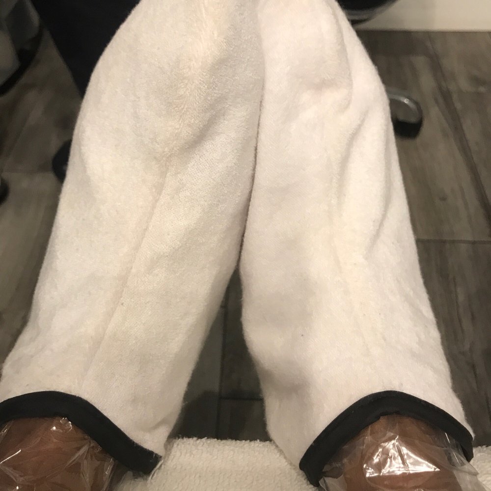 Robert's Salon - Foot mask - Hair Salons Near Me - San Diego, California Robert's Salon - Foot mask - Hair Salons Near Me - San Diego, California