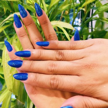 Bilancia Nail Spa - Nail Salons Near Me - Chicago, Illinois