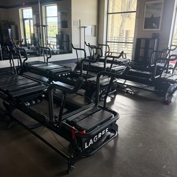 Collective MVMT - Gyms Near Me - Fort Worth, Texas Collective MVMT - Gyms Near Me - Fort Worth, Texas