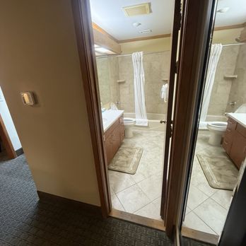 Peterson AFB Lodging TLF - Hotels Near Me - Colorado Springs, Colorado