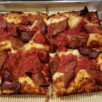 Guerrilla Pizza - Detroit w/Honey Bacon topping - Pizza Near Me - Las Vegas, Nevada Guerrilla Pizza - Detroit w/Honey Bacon topping - Pizza Near Me - Las Vegas, Nevada