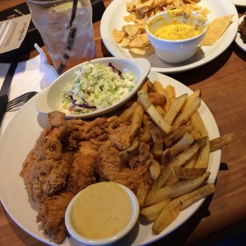 Cheddar's Scratch Kitchen - Chicken Tender Platter and chips con que with ground  beef. Great place. - Southern Near Me - Tampa, Florida