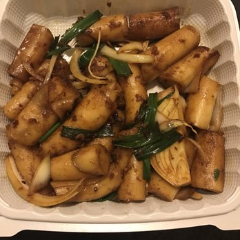 A+ Hong Kong Kitchen - Rolled rice noodles in XO sauce - Cantonese Near Me - Seattle, Washington A+ Hong Kong Kitchen - Rolled rice noodles in XO sauce - Cantonese Near Me - Seattle, Washington