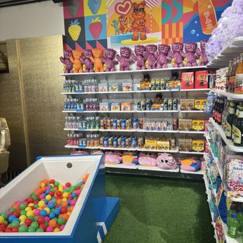 Pure Sugar Factory - a display of candy and candy products - Candy Stores Near Me - Wisconsin Dells, Wisconsin