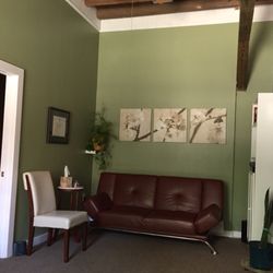 Professional Therapeutic Massage - Our waiting area
