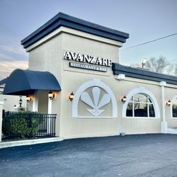 Avanzare Italian Restaurant - Outside front of restaurant