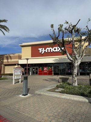 TJMAXX - Updated January 2026 - 28 Photos & 34 Real Reviews - 17144