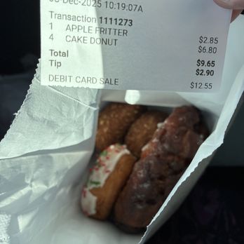 Doughboys Donuts - Overcharged for interrupting employee break-time. - Donuts Near Me - Reno, Nevada