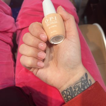 Red Nail Salon - Gel manicure - Nail Salons Near Me - Chicago, Illinois Red Nail Salon - Gel manicure - Nail Salons Near Me - Chicago, Illinois