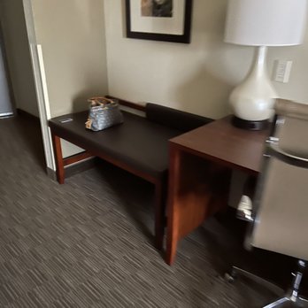 Comfort Suites - Room - Hotels Near Me - Oshkosh, Wisconsin Comfort Suites - Room - Hotels Near Me - Oshkosh, Wisconsin